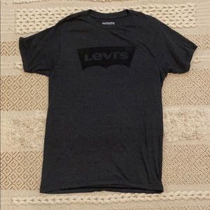 Levi’s Logo Tee | Size Small